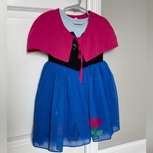 EUC Taylor Joelle Anna Dress w/ Cape
